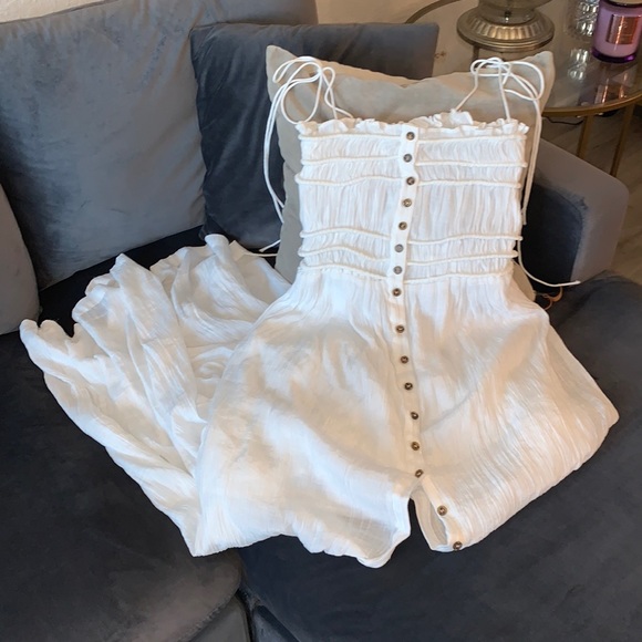 Vici Healthy Glow Pocketed Button Down Maxi Dress - Picture 5 of 7